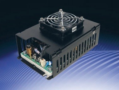 Řada lékařských zdrojů 400 W rozšířena o varianty 15, 19, 28, 36 a 48 V a o modely s integrovaným ventilátorem